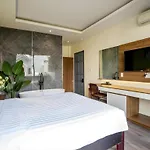 La Phan Huy Ich Hotel