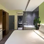 La Phan Huy Ich Hotel