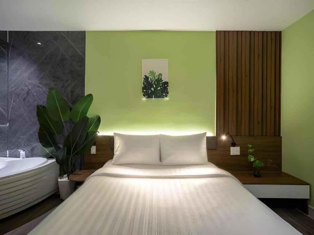 La Phan Huy Ich Khách sạn TP. Hồ Chí Minh