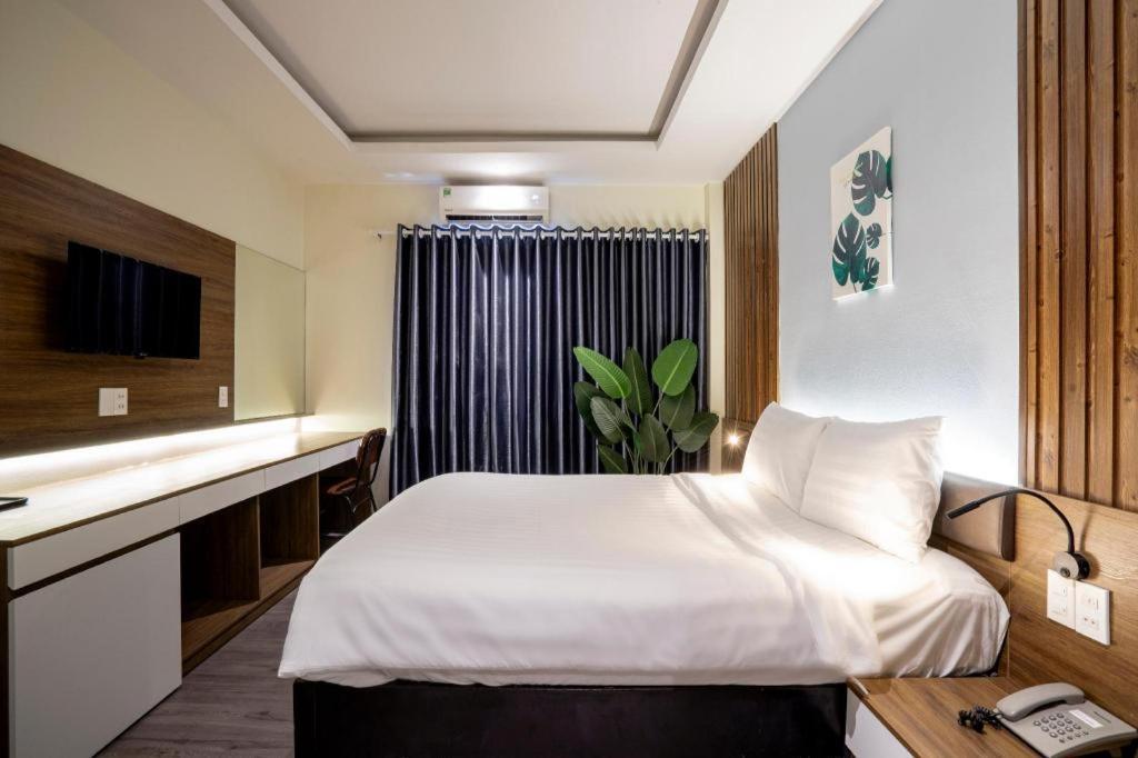 La Phan Huy Ich Hotel 3*