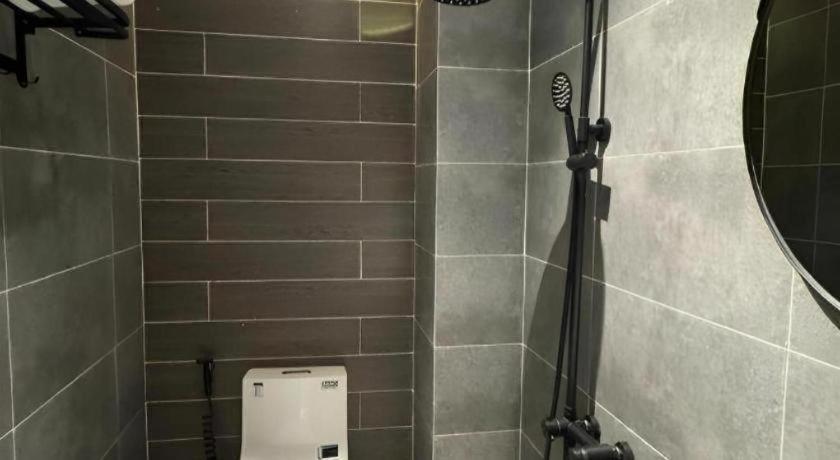 La Phan Huy Ich Hotel 3*