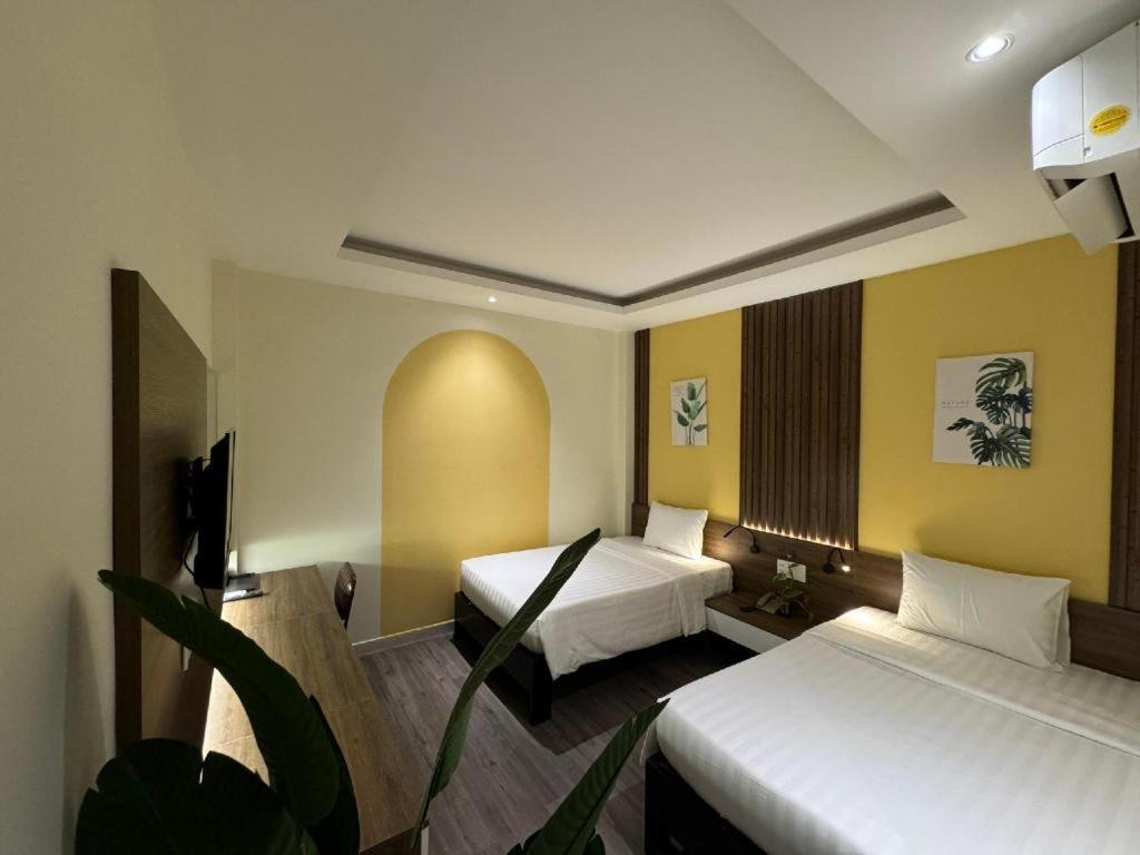 Khách sạn La Phan Huy Ich 3*