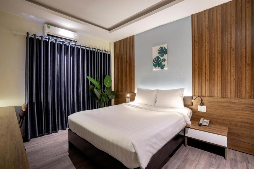 Khách sạn La Phan Huy Ich TP. Hồ Chí Minh